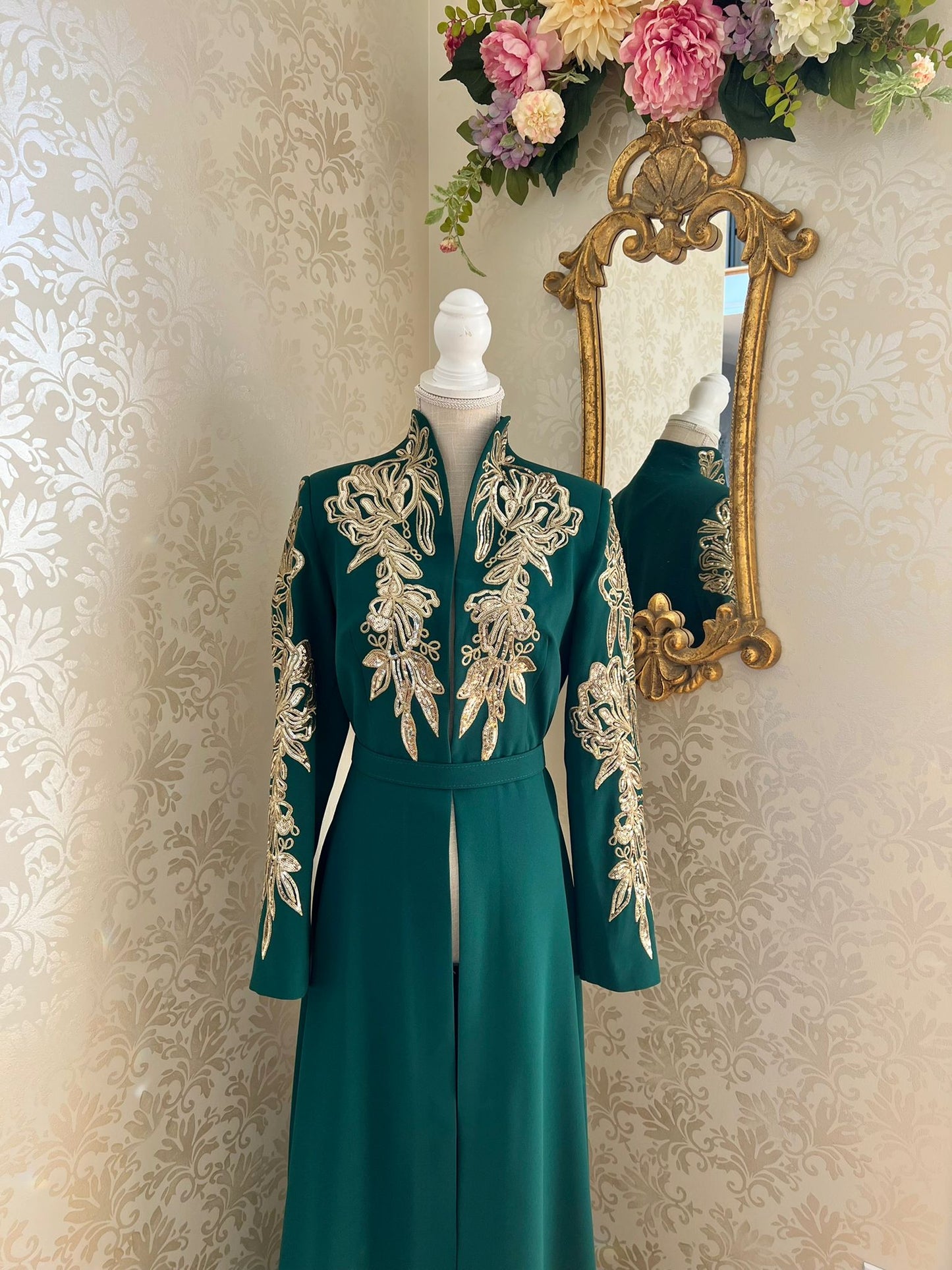 Green long dress (abaya)