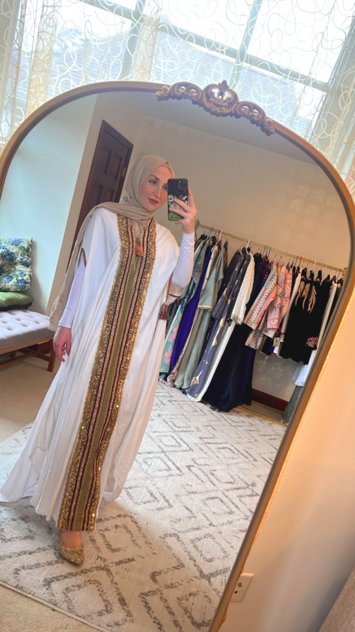 White Abaya