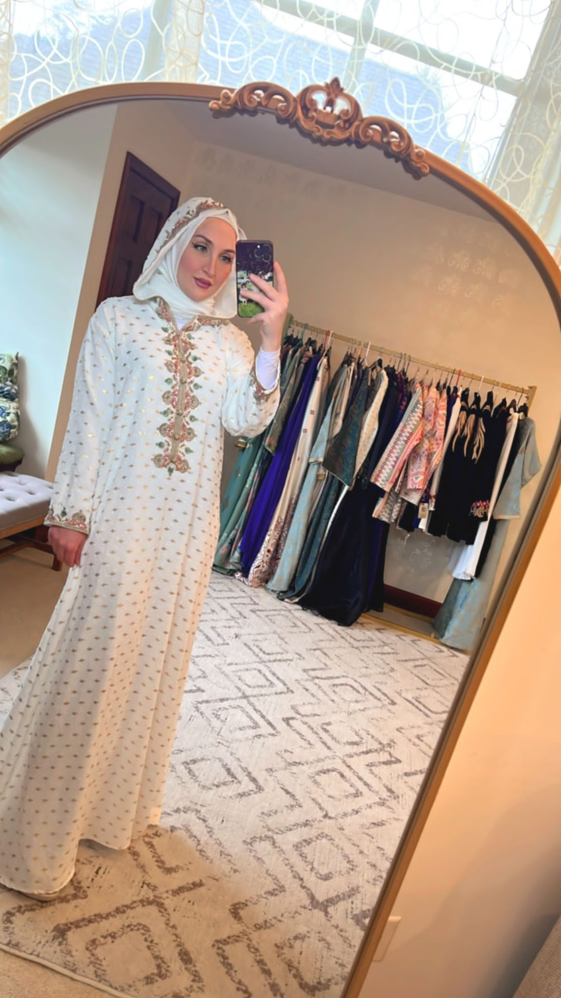 White Abaya